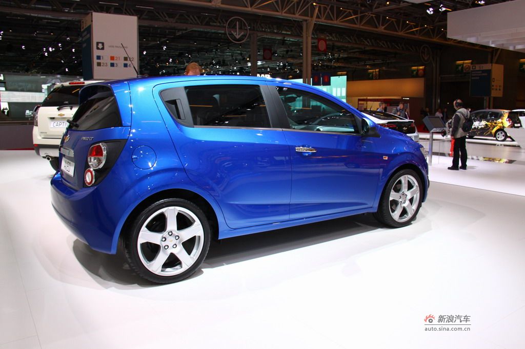 雪佛兰aveo 雪佛兰车衣