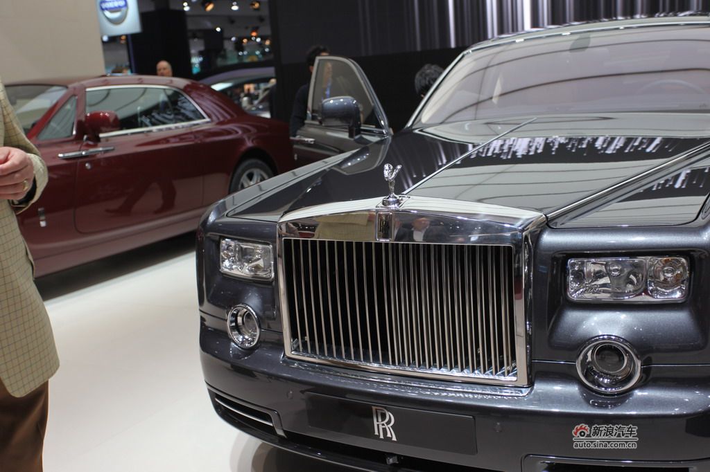 劳斯莱斯幻影_劳斯莱斯幻影图片_汽车图库_新浪汽车_新浪网