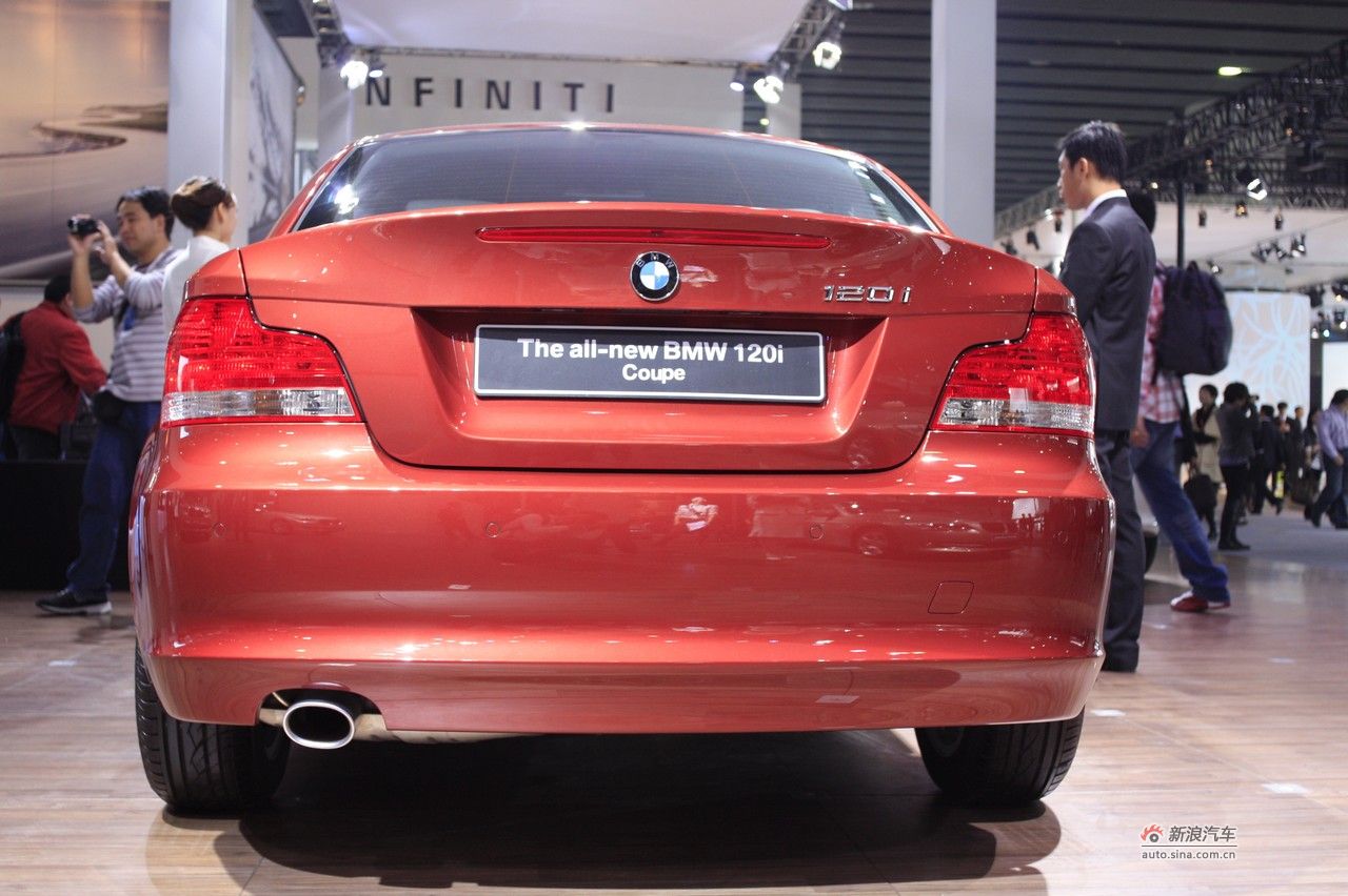 全新宝马120i+coupe_宝马1系三厢图片