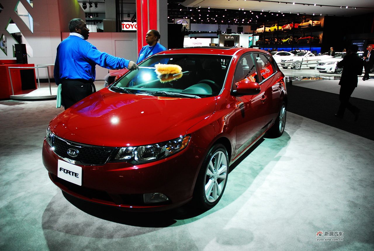 全新forte福瑞迪两厢_起亚forte福瑞迪图片