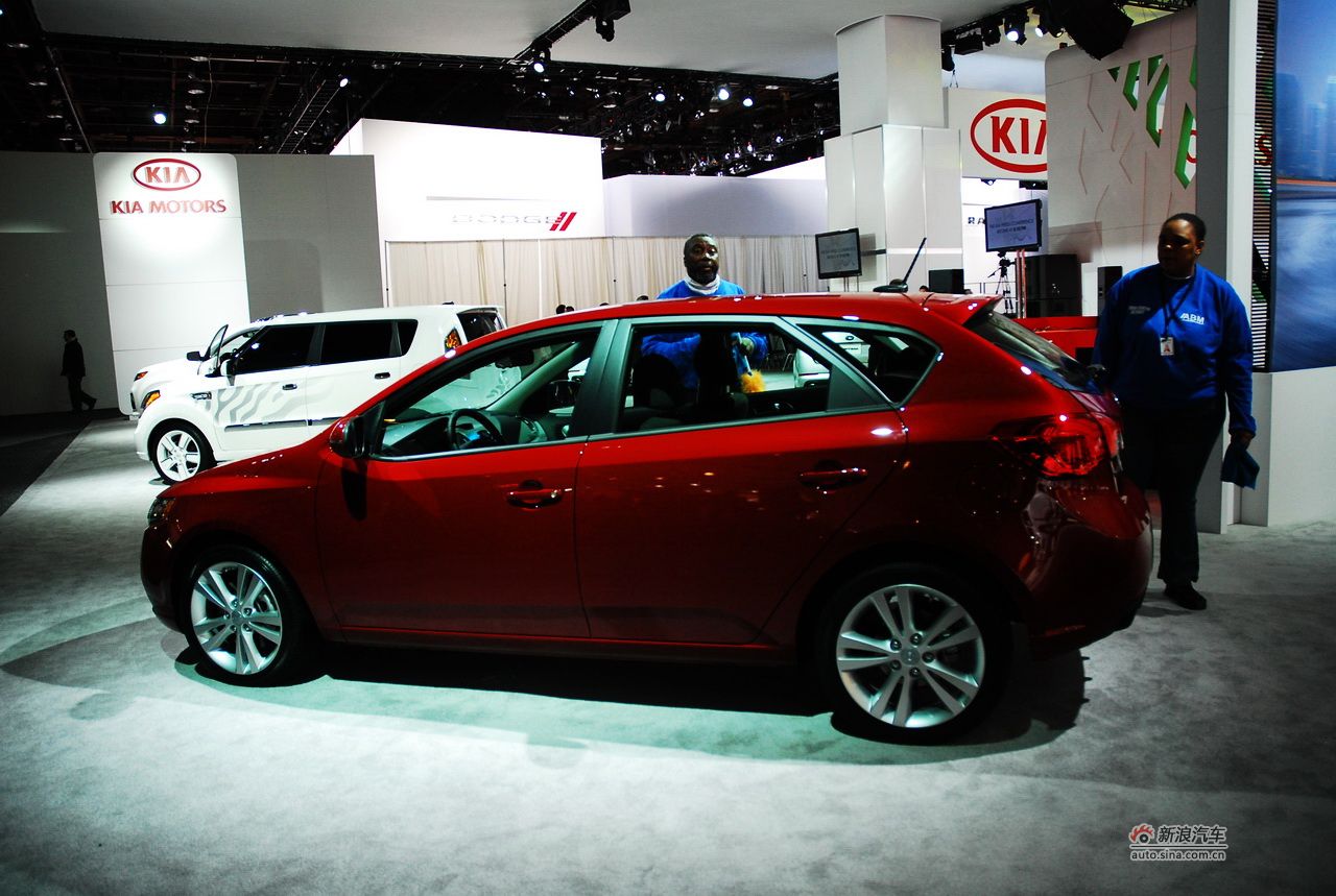 全新Forte福瑞迪两厢_起亚Forte福瑞迪图片_汽