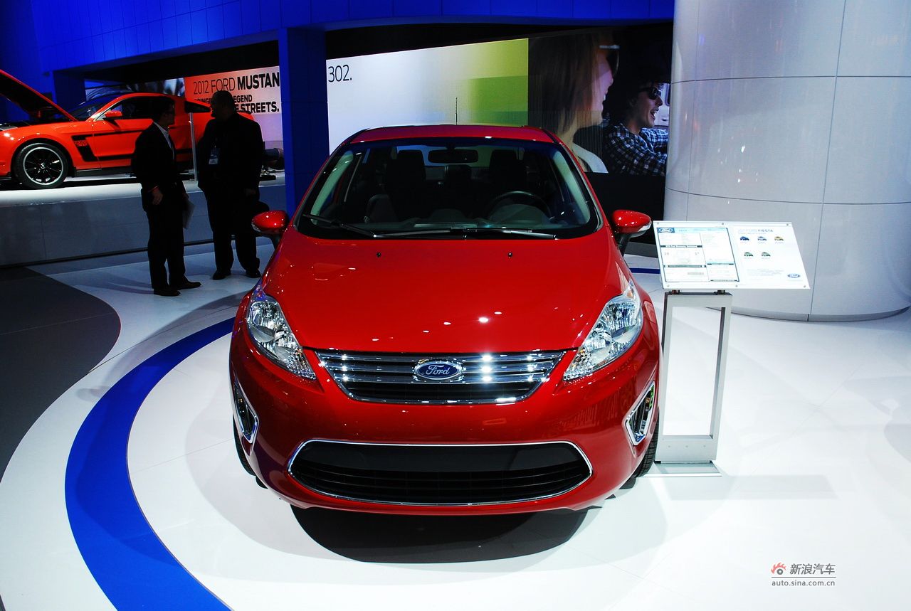 2011款福特嘉年华三厢_福特嘉年华三厢图片_