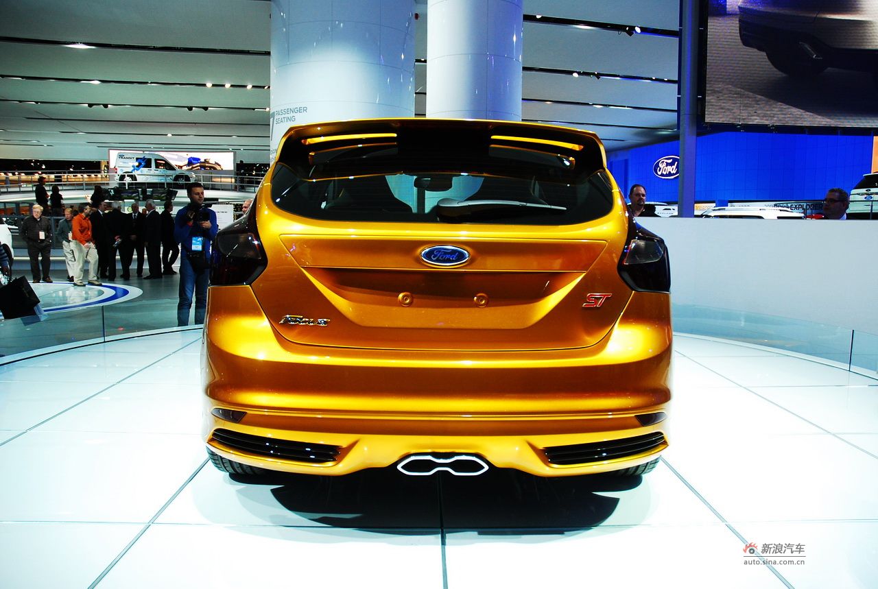 2012福特福克斯st_福克斯st图片