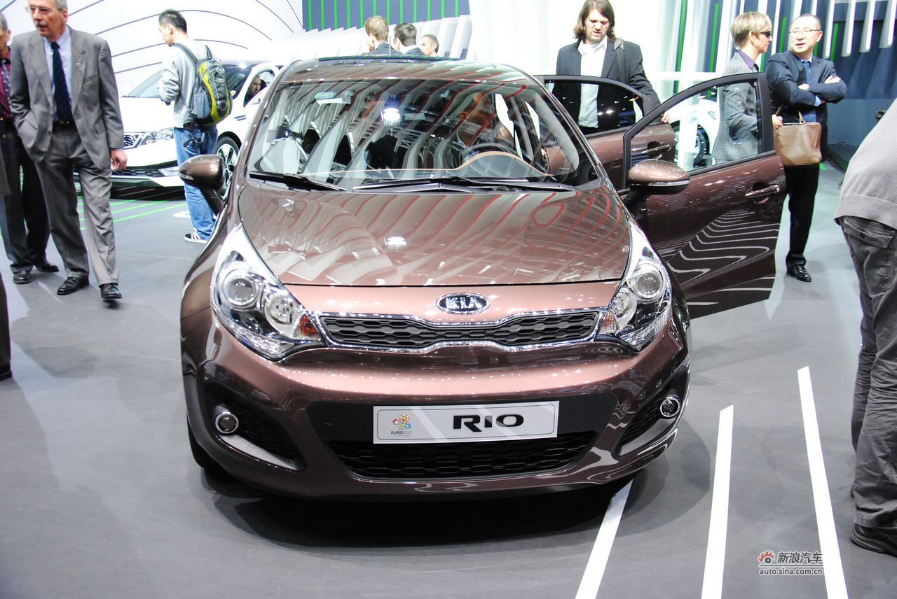 起亚锐欧_起亚RIO锐欧图片_汽车图库