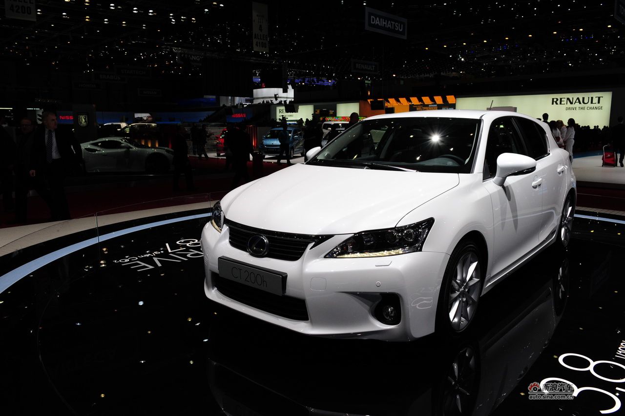 雷克萨斯ct200h