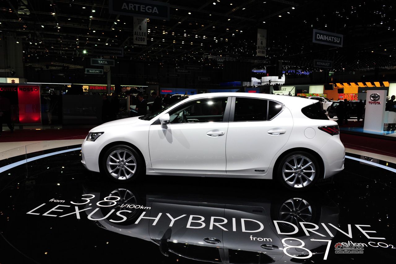 雷克萨斯CT200h