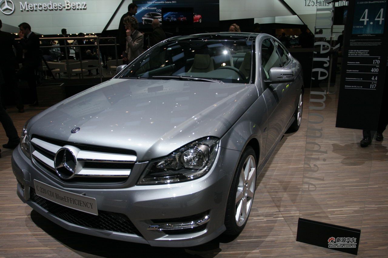 奔驰c级coupe_奔驰c级coupe图片_汽车图库