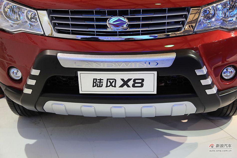 江铃陆风X8_陆风X8图片_汽车图库