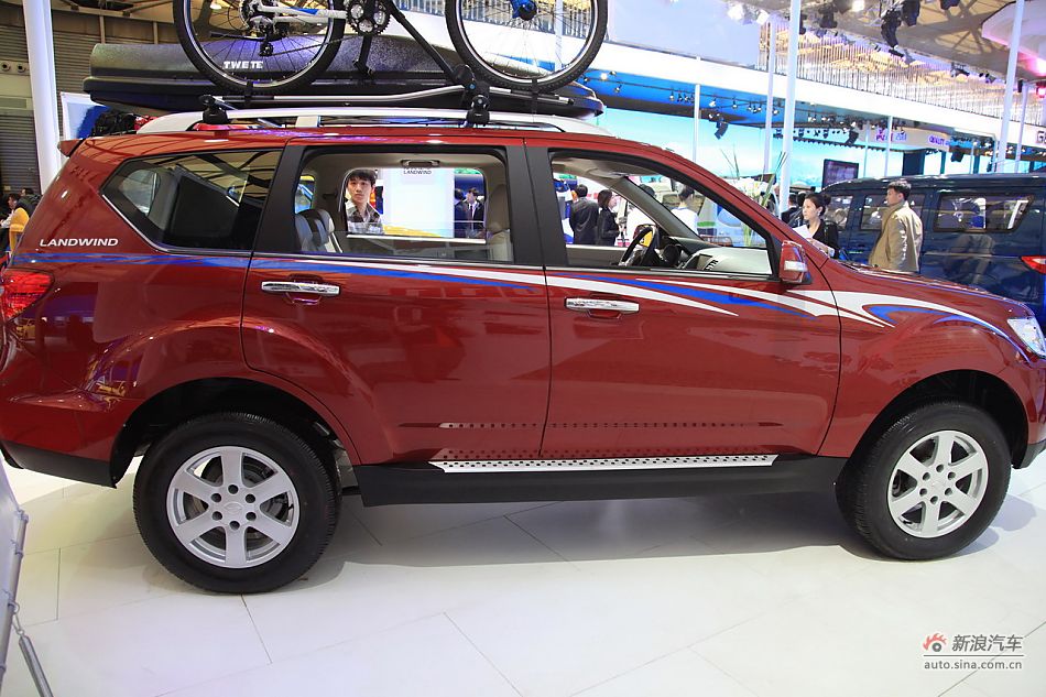 江铃陆风x8_陆风x8图片