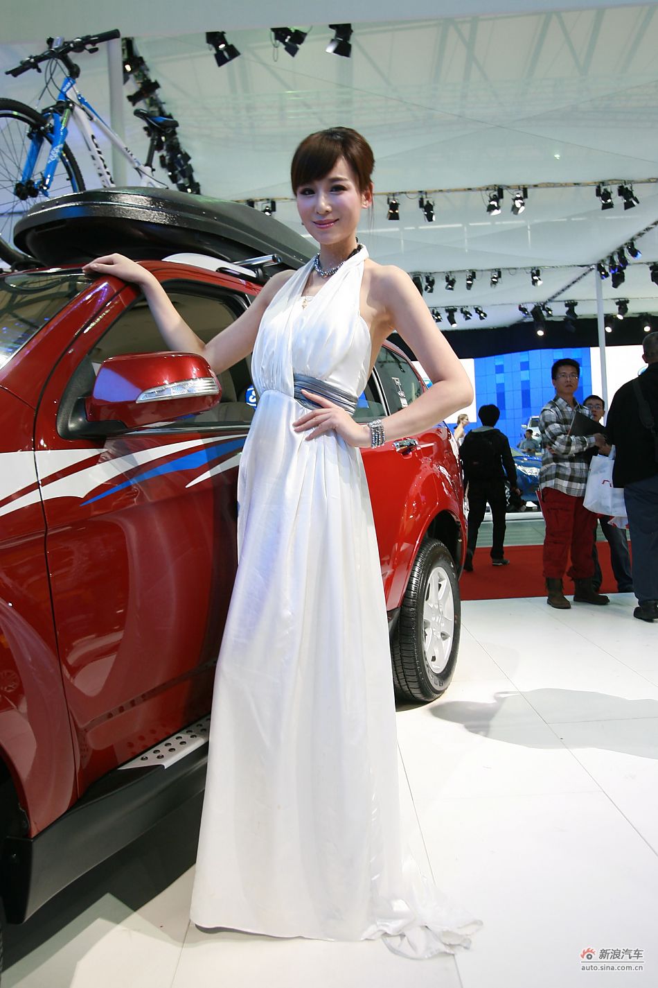 长安汽车9号模特_长安汽车图片_汽车图库