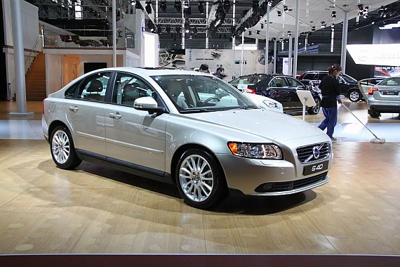 沃尔沃S40降5.82万元 中秋购车另送好礼