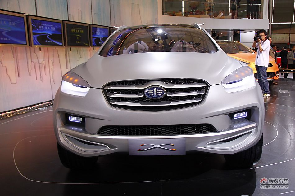 一汽奔腾首款suv_奔腾suv图片