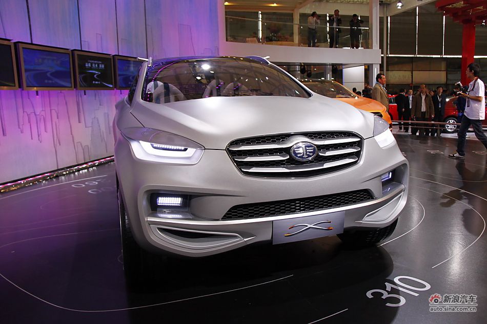 一汽奔腾首款suv_奔腾suv图片