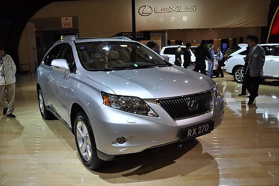 雷克萨斯RX270现金优惠1万 车源充足