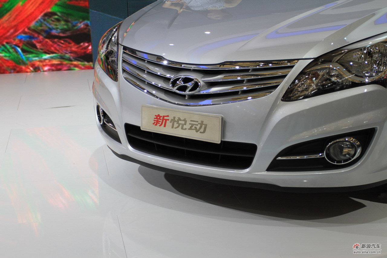 新悦动_伊兰特悦动图片