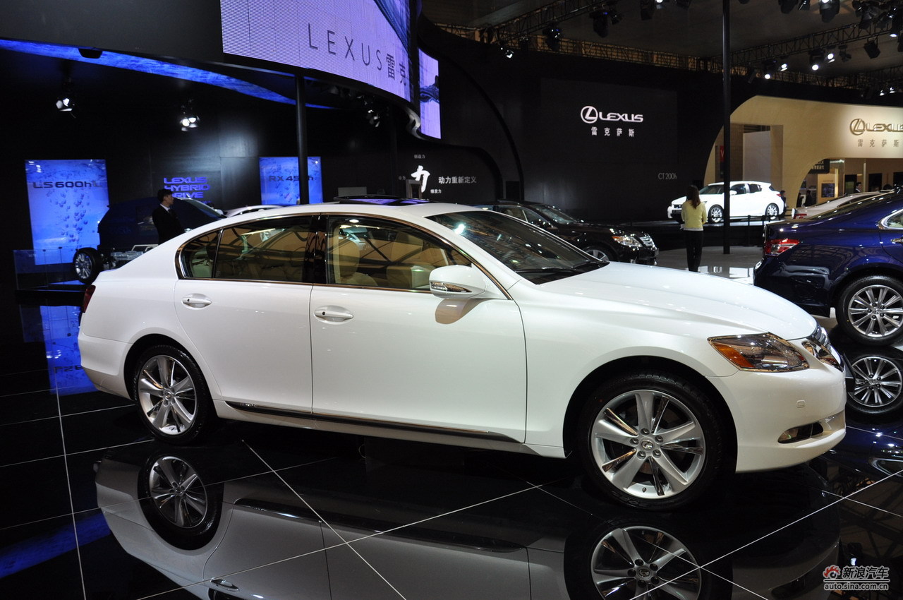 雷克萨斯ct200h混合动力