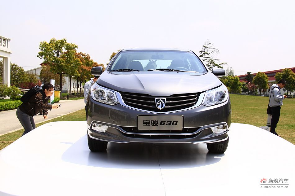上汽通用五菱宝骏630_宝骏630车展图图片52