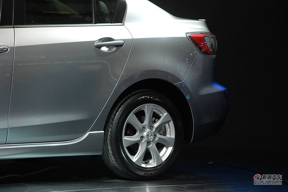 长安马自达3三厢_马自达3经典款图片520067