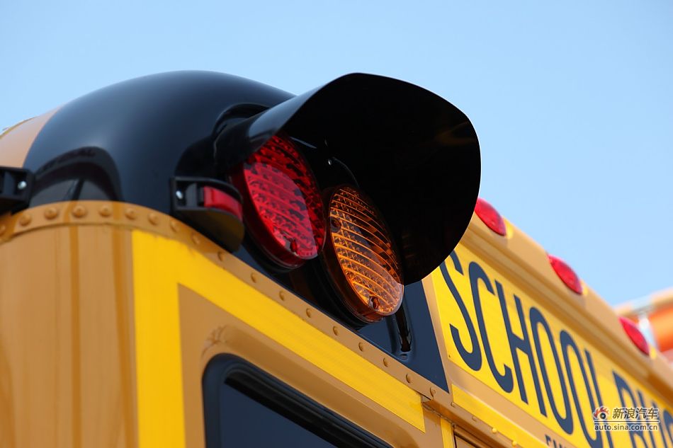 纳威司达校车_纳威司达校车图片_汽车图库