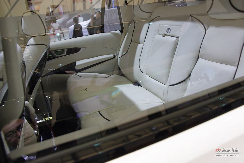 北京汽车B90_北汽B90车展图片5246848_汽车