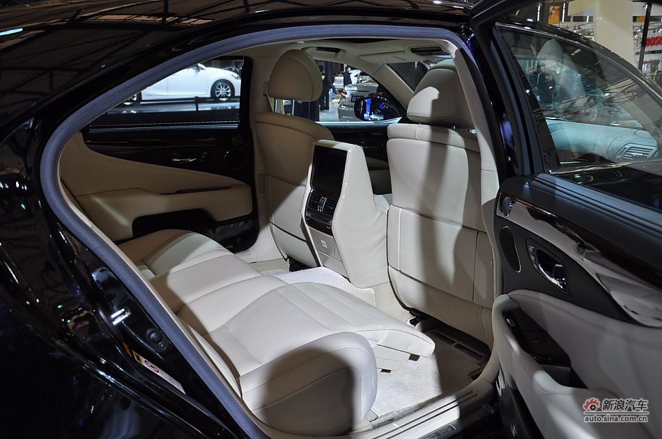 雷克萨斯ls600混合动力_图片_汽车图库