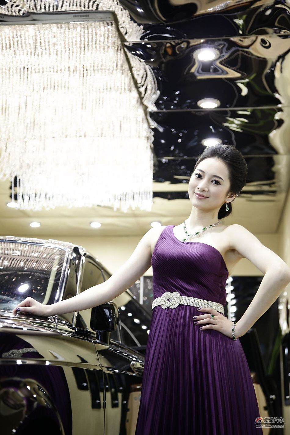 星客特展台5号模特_星客特图片_汽车图库