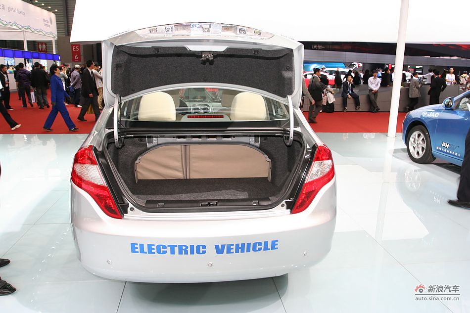 江淮同悦纯电动车