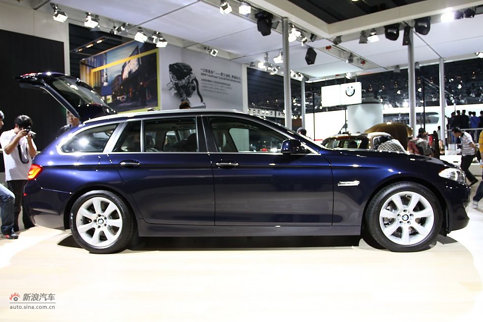 宝马5系旅行版_宝马5系-进口车展图片_汽车图