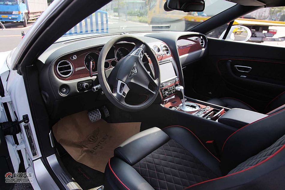 2011款宾利欧陆超级跑车ISR敞篷版_欧陆车展