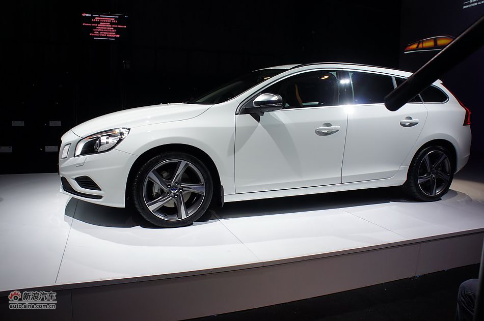 全新沃尔沃V60旅行车_沃尔沃V60图片104305