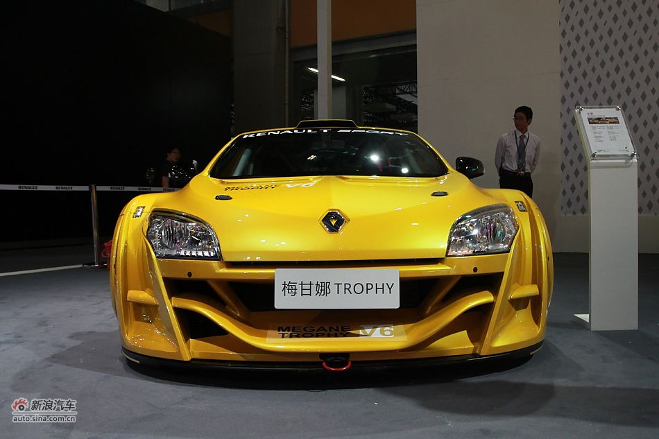 雷诺梅甘娜TROPHY赛车_梅甘娜车展图图片1