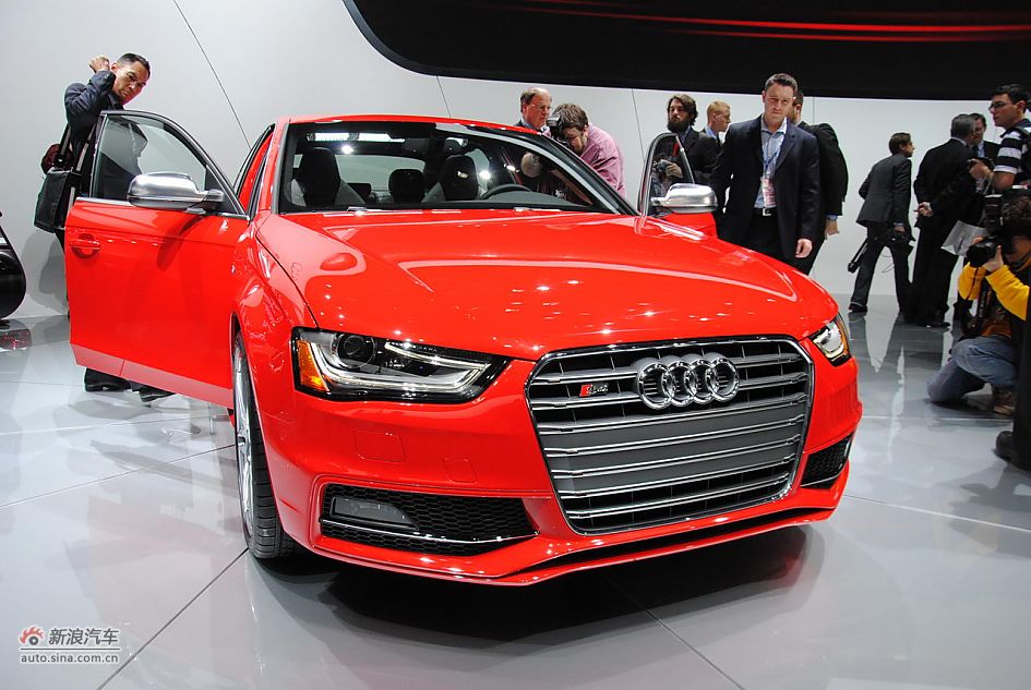 奥迪s4_奥迪a4车展图图片11985735