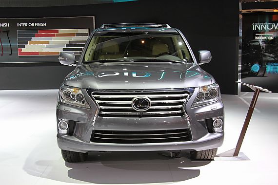 雷克萨斯LX570优惠10万元 现车充足