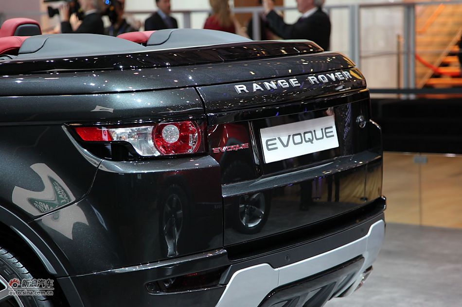 路虎极光敞篷版概念车_路虎极光敞篷版图片_