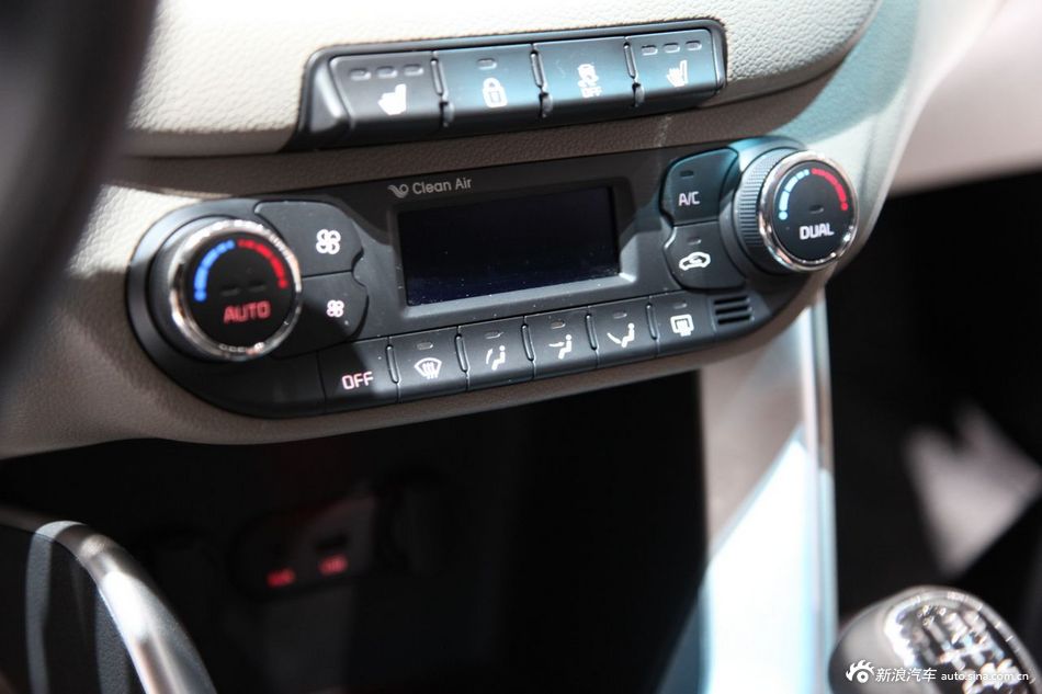 123123_荣威w50图片