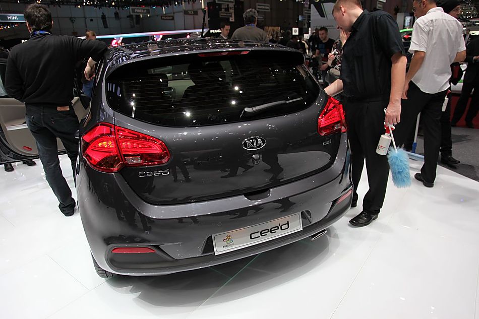 123123_mg6+fastback图片