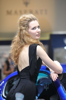 2012北京车展玉背车模_1