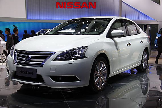 新轩逸订金1000元起 老款优惠超6000元