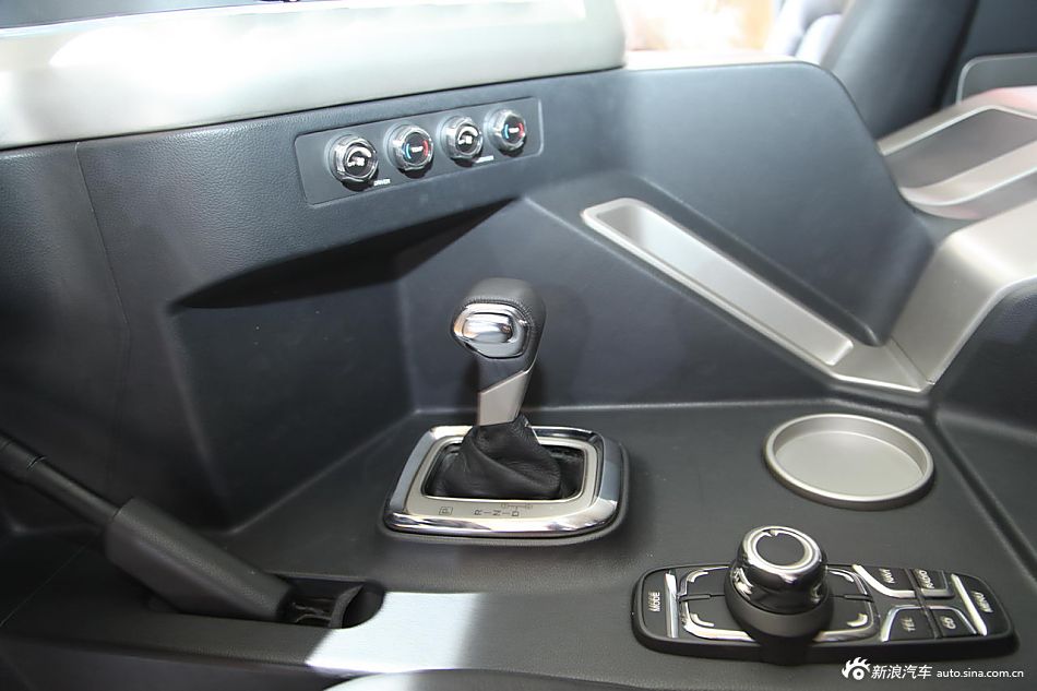 东风猛士民用版_东风猛士图片