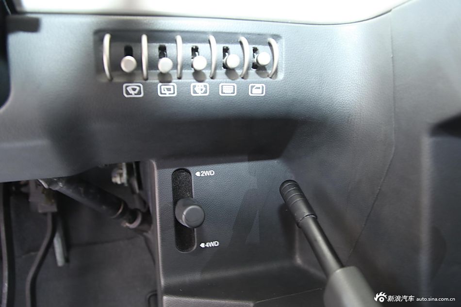 东风猛士民用版_东风猛士图片_汽车图库