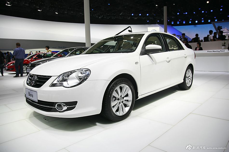 一汽大众新宝来