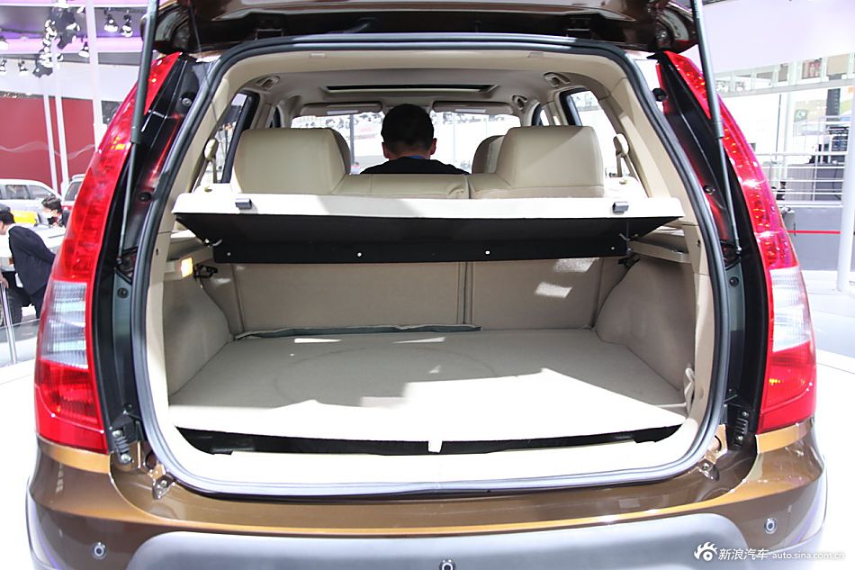 东风柳汽景逸SUV_景逸SUV车展图片153058