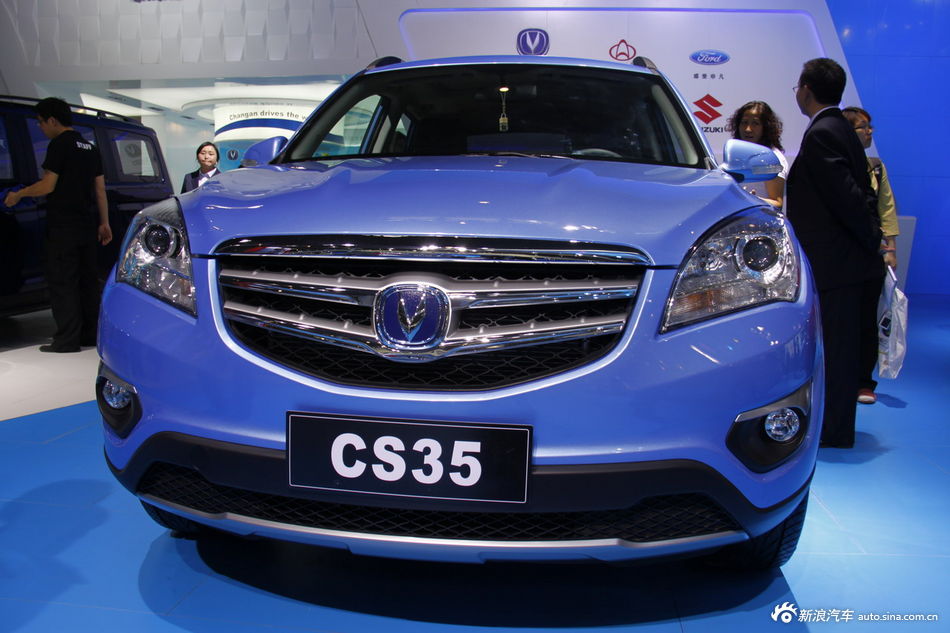 长安cs35_长安cs35图片