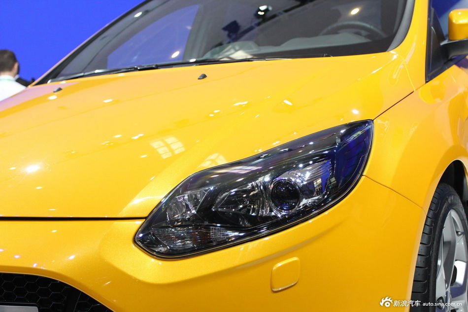 福特福克斯ST_福克斯ST图片_汽车图库