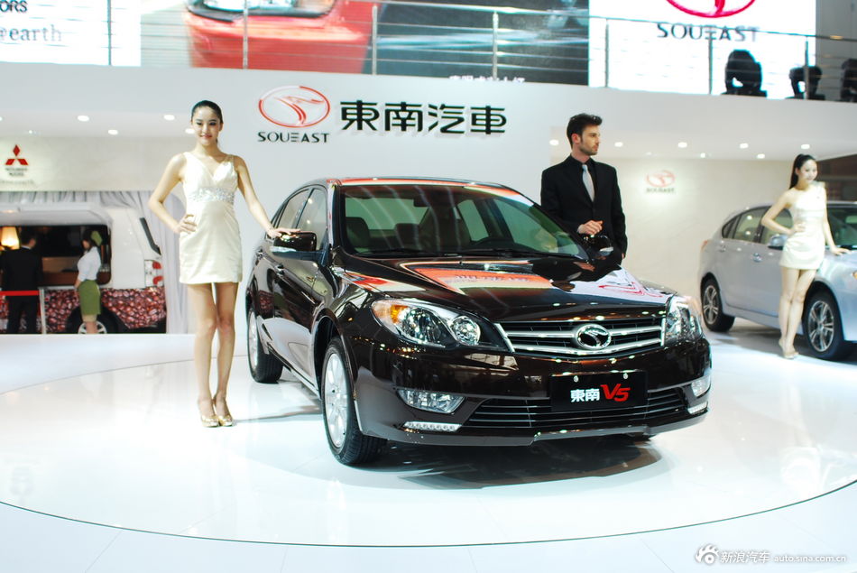 Soueast V5 Lingzhi 1:18 東南汽車 中国版 三菱ランサー Soueast V5 - Wikipedia