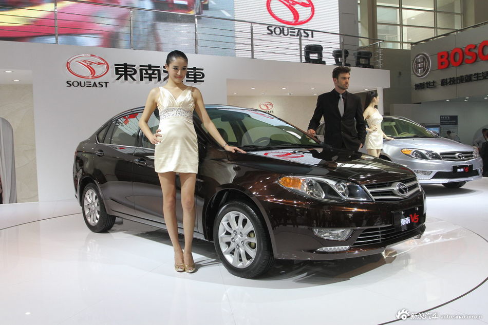 SouEast V5 Lingzhi sedan $12,2000 to $15,000 – WAUTOM 中国汽车