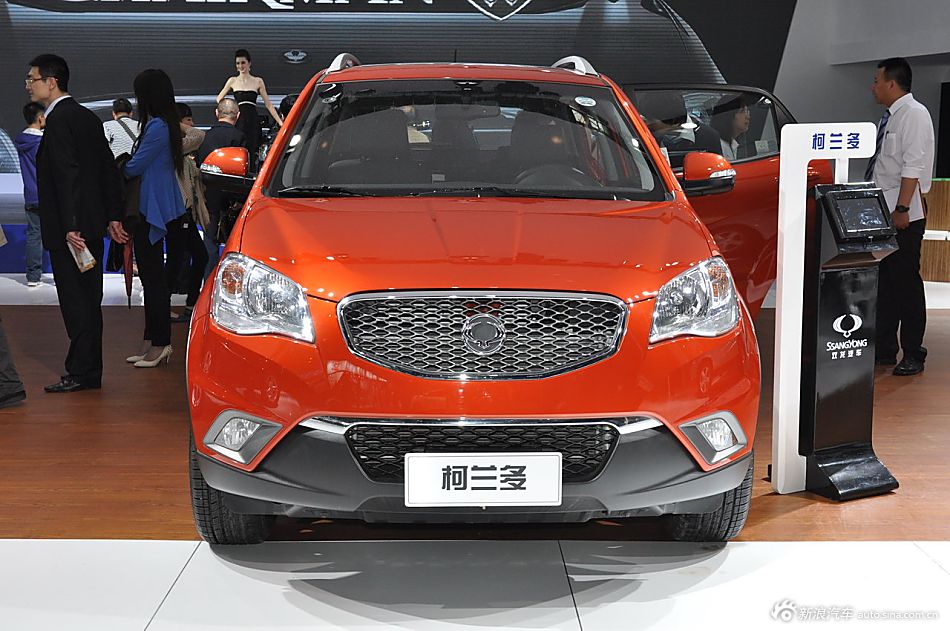 双龙柯兰多_柯兰多图片_汽车图库