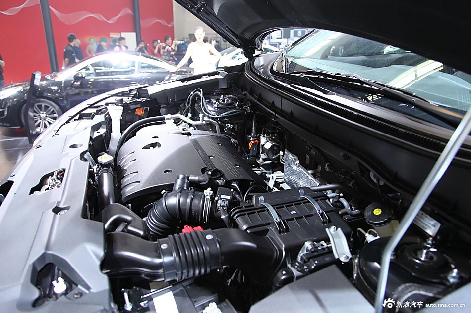 标致4008_标致4008图片_汽车图库