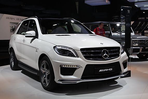 奔驰多款首发车型激情亮相2012北京车展