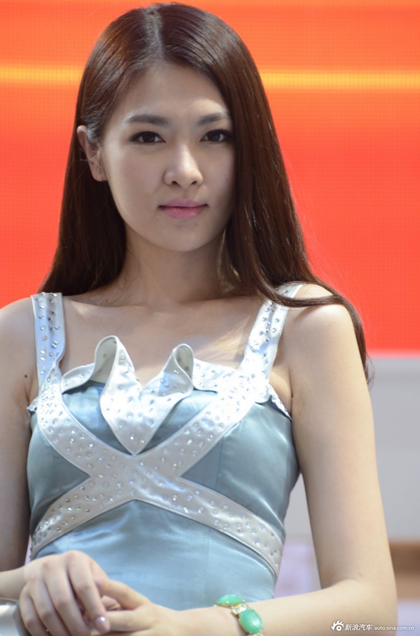 2012成都车展30号车模_图片_汽车图库_新浪汽车_新浪网